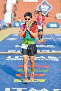 BIB: 2102
                            <button type="button" onclick="openModal(22765591)" class="btn btn-primary btn-sm float-right btn-popup" data-toggle="modal" data-target=".modal-high-quality">
                        <i class="fas fa-shopping-cart"></i> Add to Cart
                    </button>
                                            <button type="button" onclick="isThisMe(22765591, true)" class="btn btn-success btn-sm float-right btn-popup btn-isme hidden" data-toggle="tooltip" data-placement="bottom" title="นี่คือรูปของคุณใช่ไหม คลิกที่นี่เพื่อเอาเข้าอัลบั้ม">
                        <i class="fas fa-plus"></i> Add to album
                    </button>
                    <button type="button" onclick="isThisMe(22765591, false)" class="btn btn-warning btn-sm float-right btn-popup btn-isnotme hidden">
                        <i class="fas fa-ban"></i> Remove from album
                    </button>